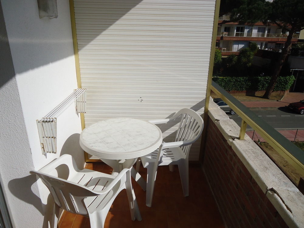 Apartamentos Antillas Fenals Lloret de Mar Exterior photo